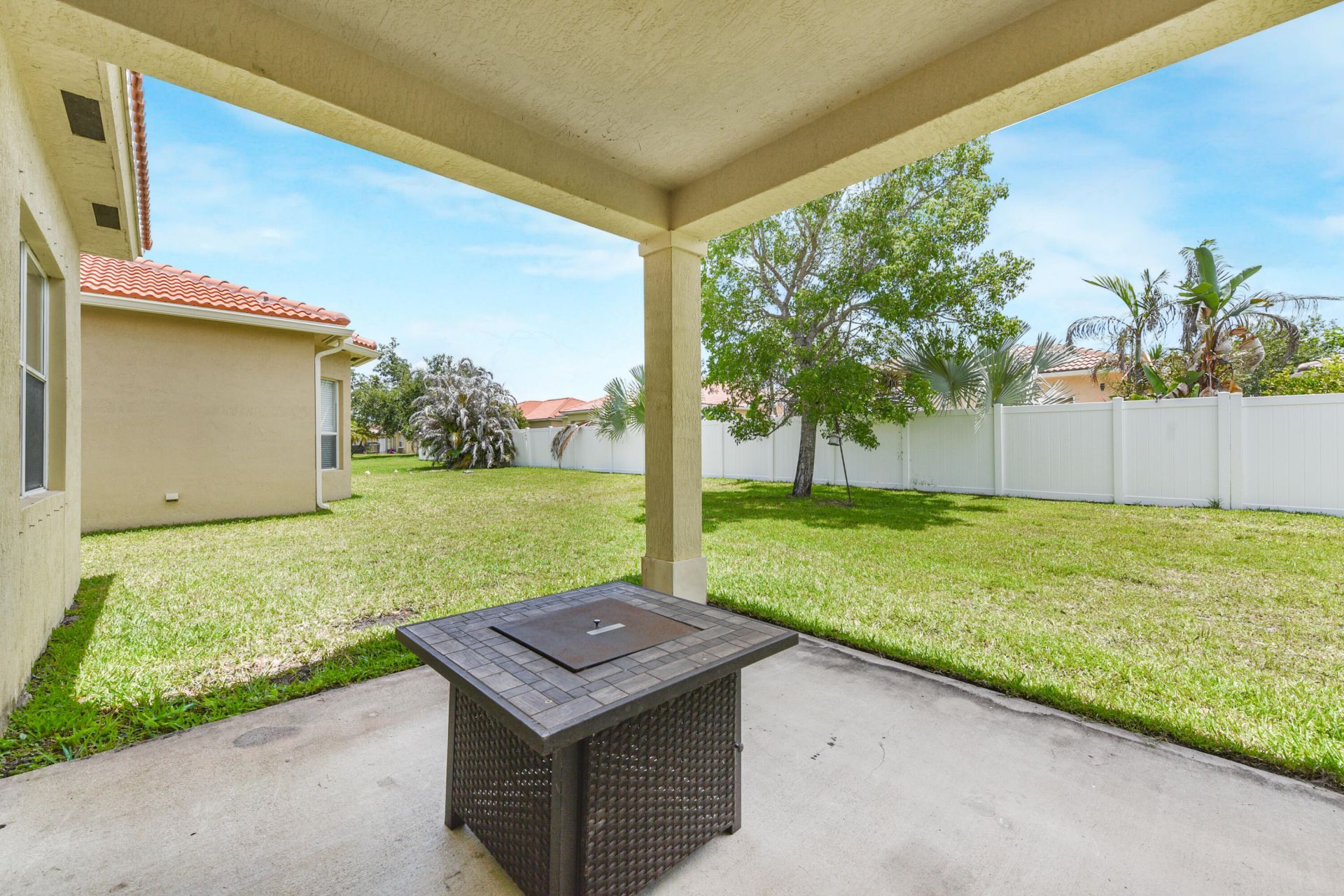 5544 Spanish River Road, Fort Pierce, FL 34951 Photo