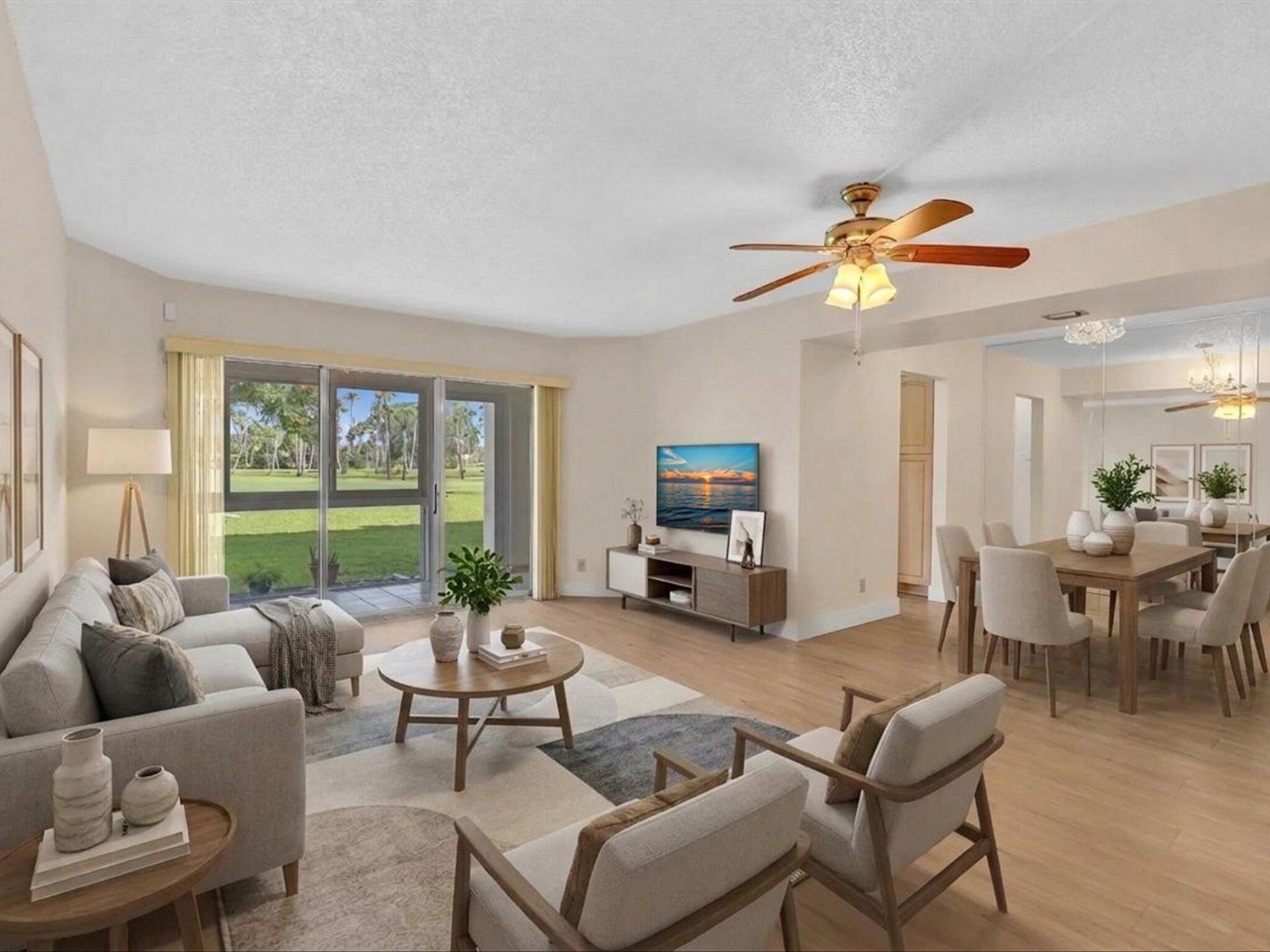 3959 Via Poinciana, Unit 104, Lake Worth, FL 33467 Photo