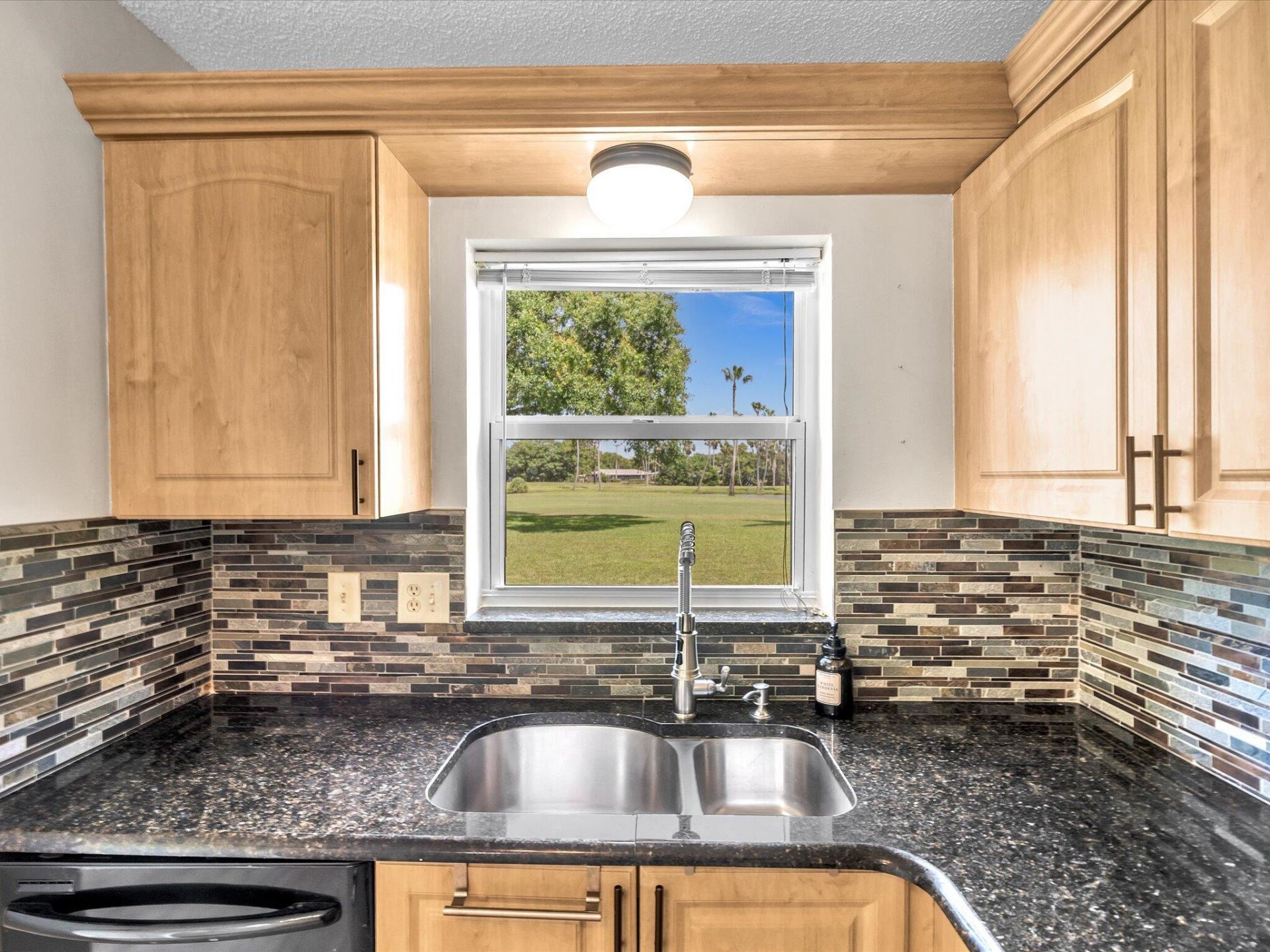 3959 Via Poinciana, Unit 104, Lake Worth, FL 33467 Photo