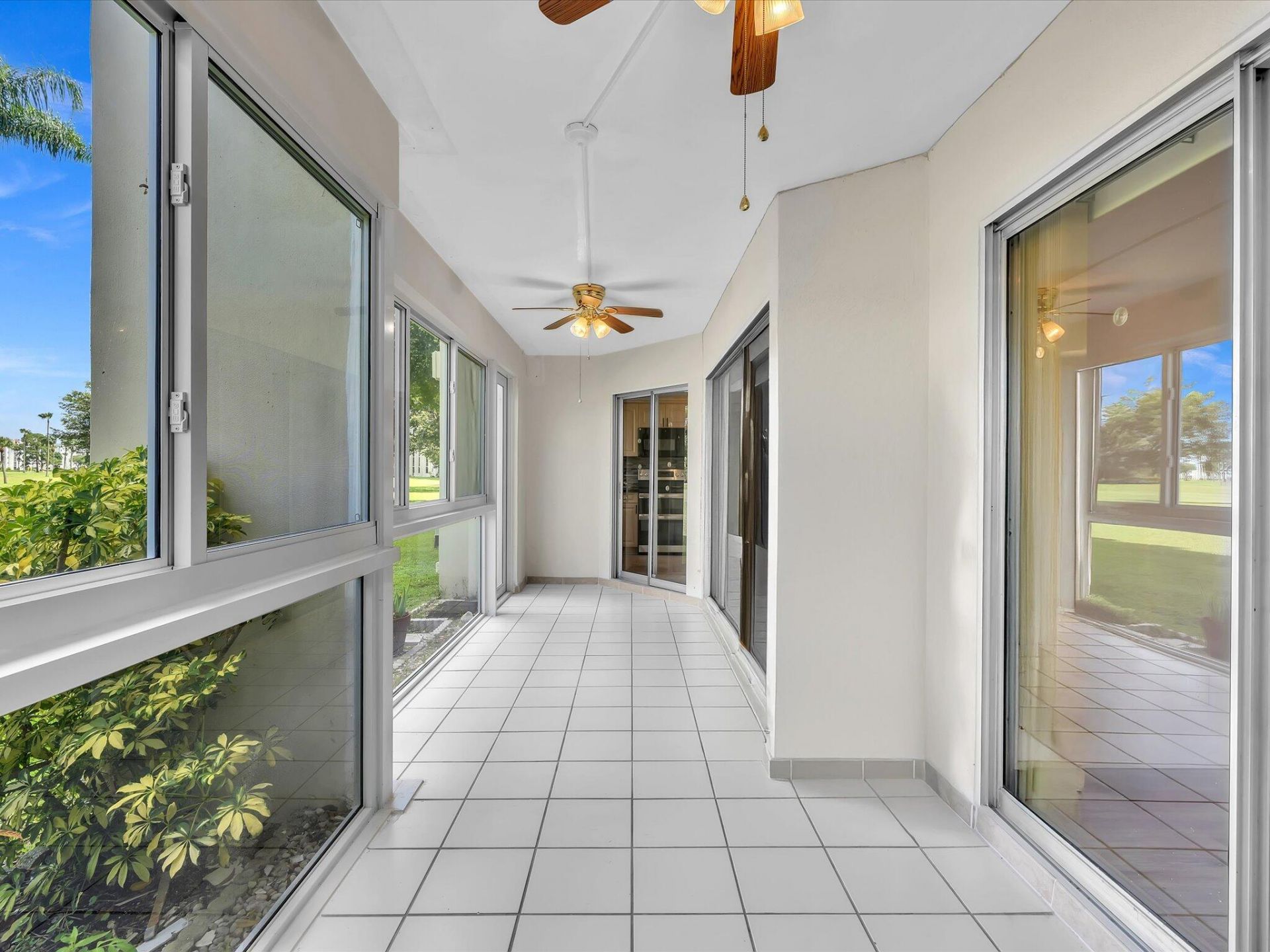 3959 Via Poinciana, Unit 104, Lake Worth, FL 33467 Photo