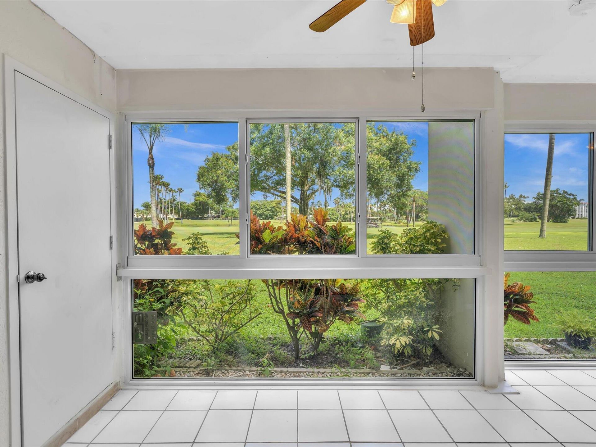 3959 Via Poinciana, Unit 104, Lake Worth, FL 33467 Photo