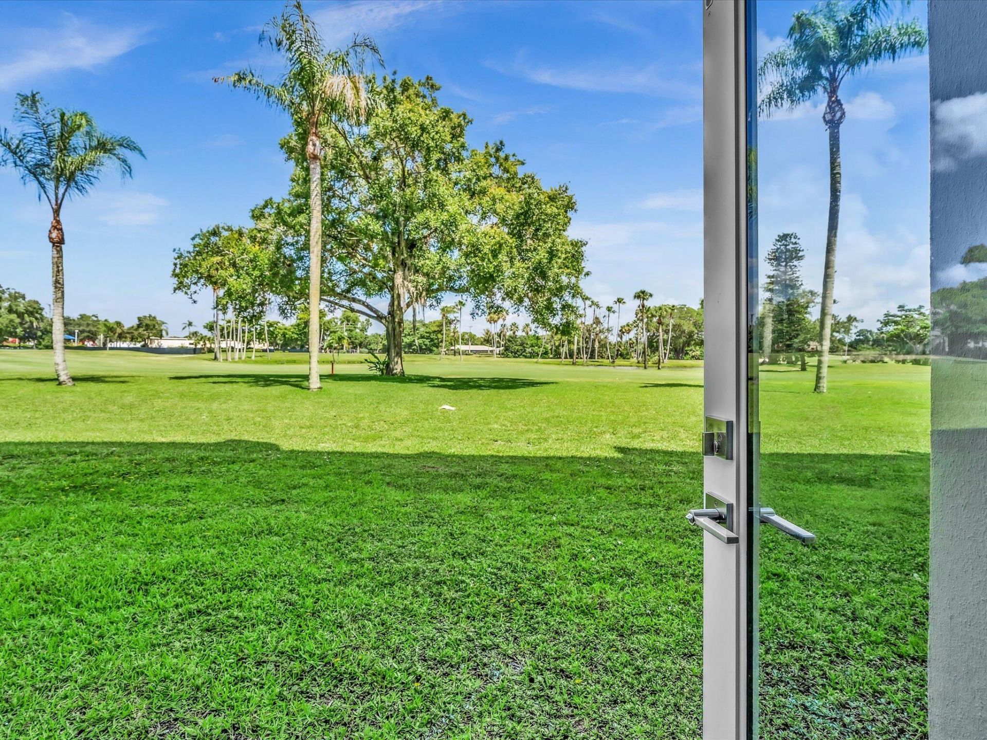 3959 Via Poinciana, Unit 104, Lake Worth, FL 33467 Photo