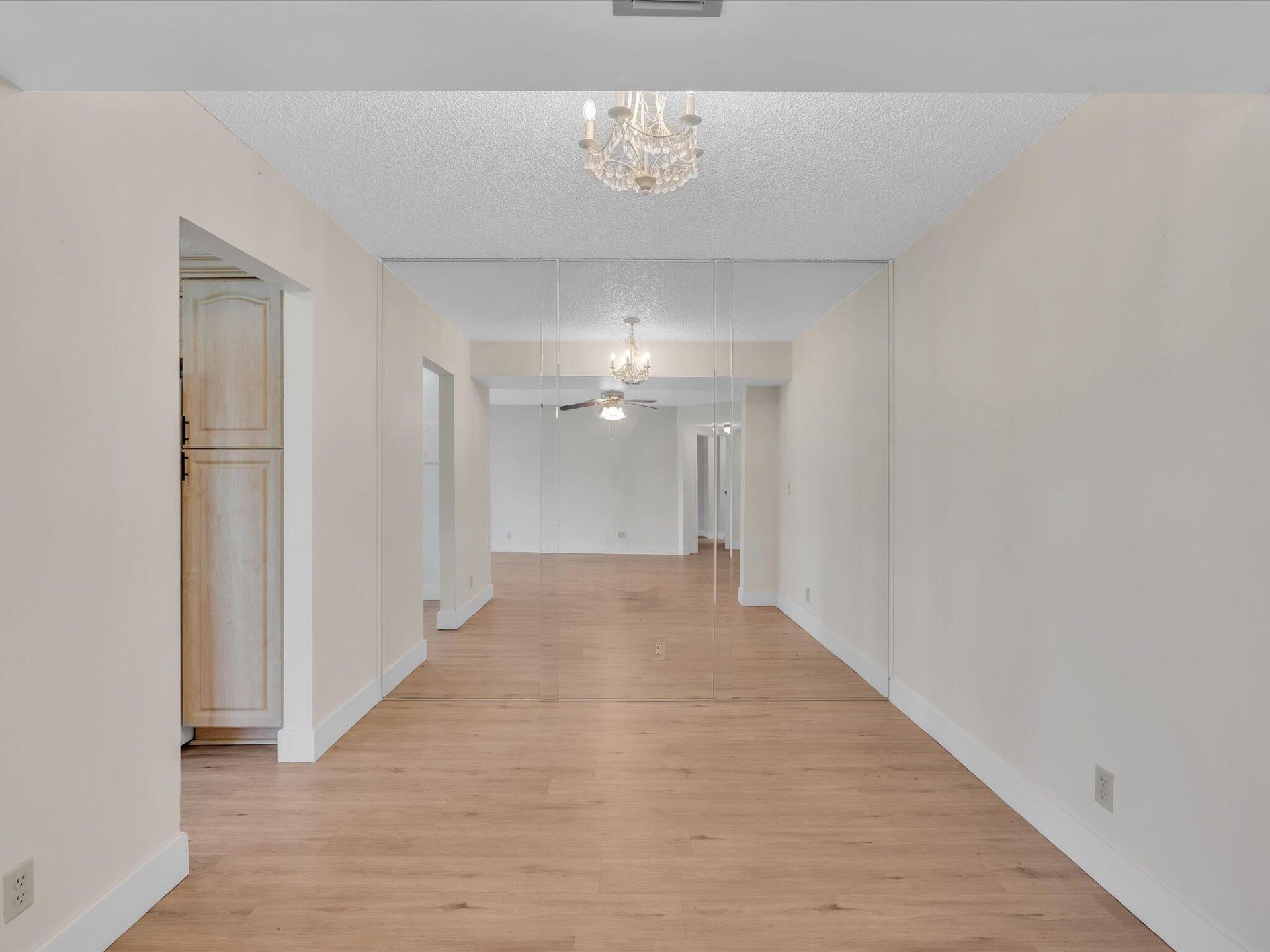3959 Via Poinciana, Unit 104, Lake Worth, FL 33467 Photo