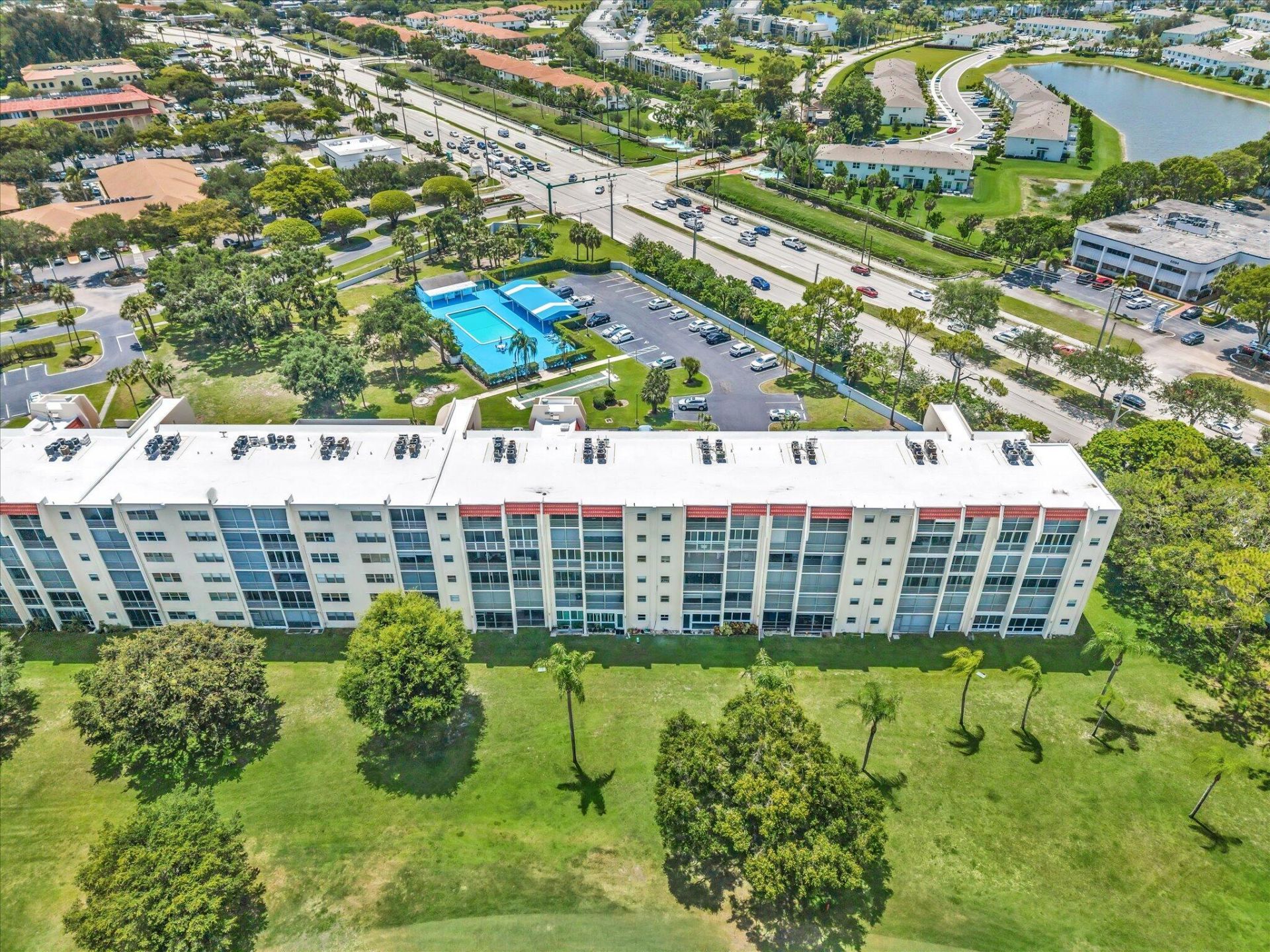 3959 Via Poinciana, Unit 104, Lake Worth, FL 33467 Photo