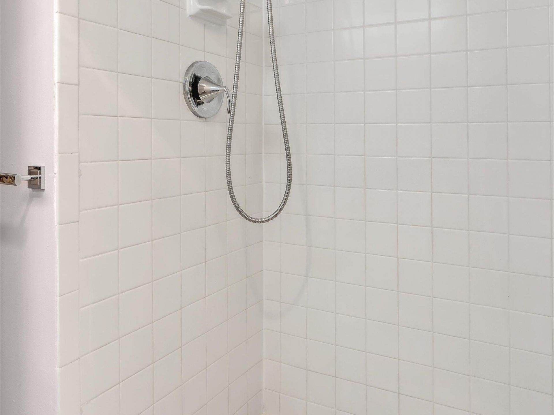 3959 Via Poinciana, Unit 104, Lake Worth, FL 33467 Photo