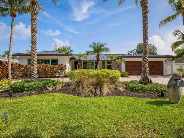 2620 NE 53rd Street, Lighthouse Point, FL 33064