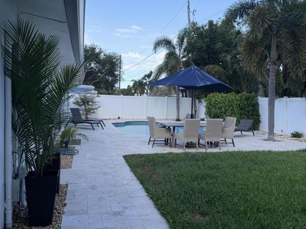 2620 NE 53rd Street NE, Lighthouse Point, FL 33064