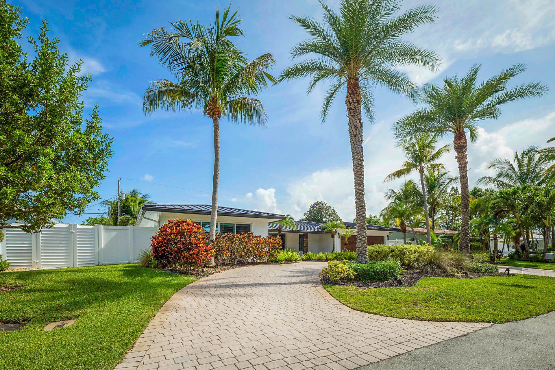 2620 NE 53rd Street, Lighthouse Point, FL 33064 Photo