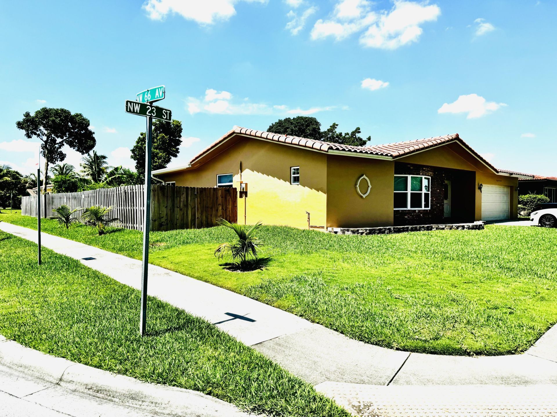 6600 NW 23rd Street, Margate, FL 33063 Photo