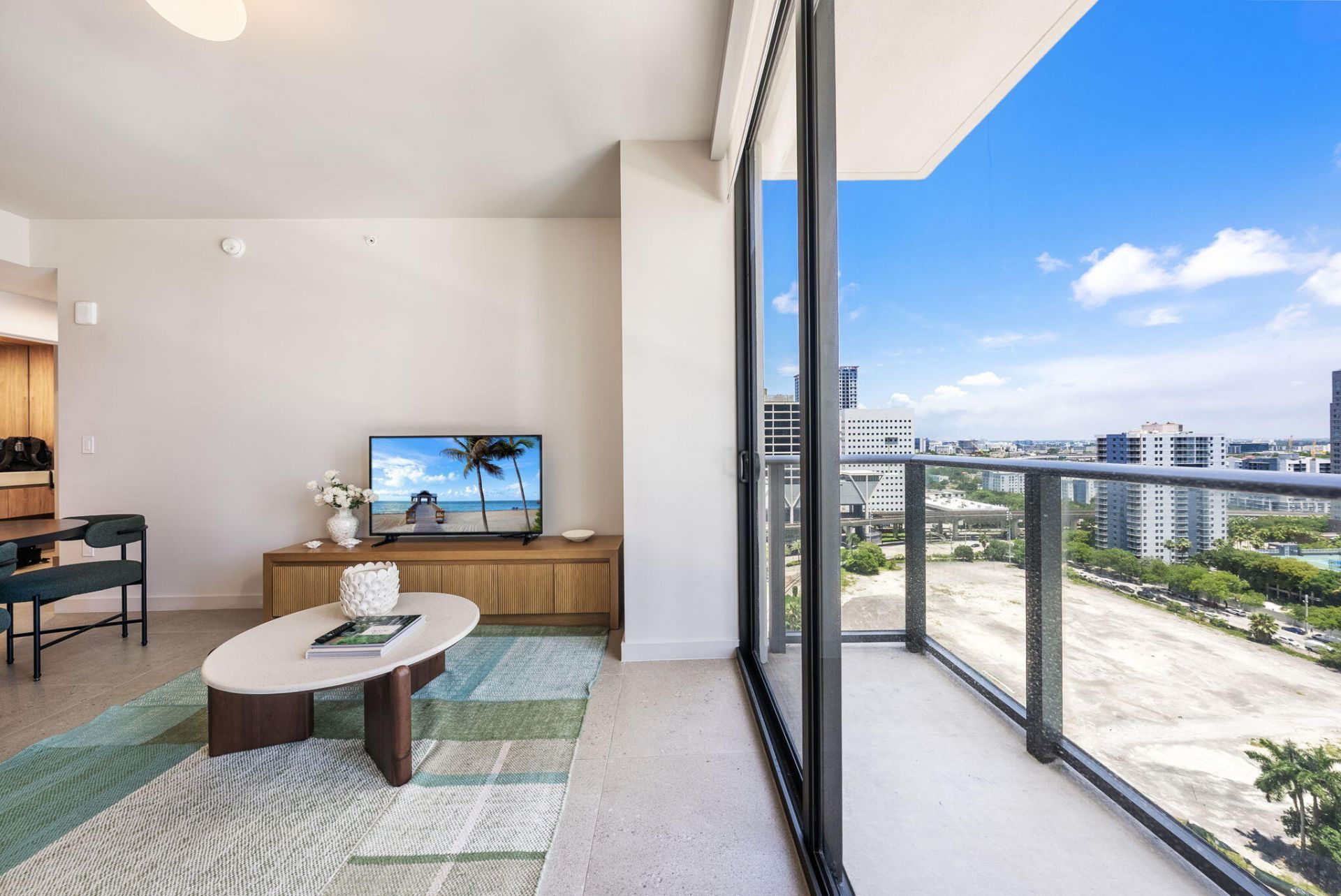 11 NE 6th Street, Unit 1912, Miami, FL 33132 Photo
