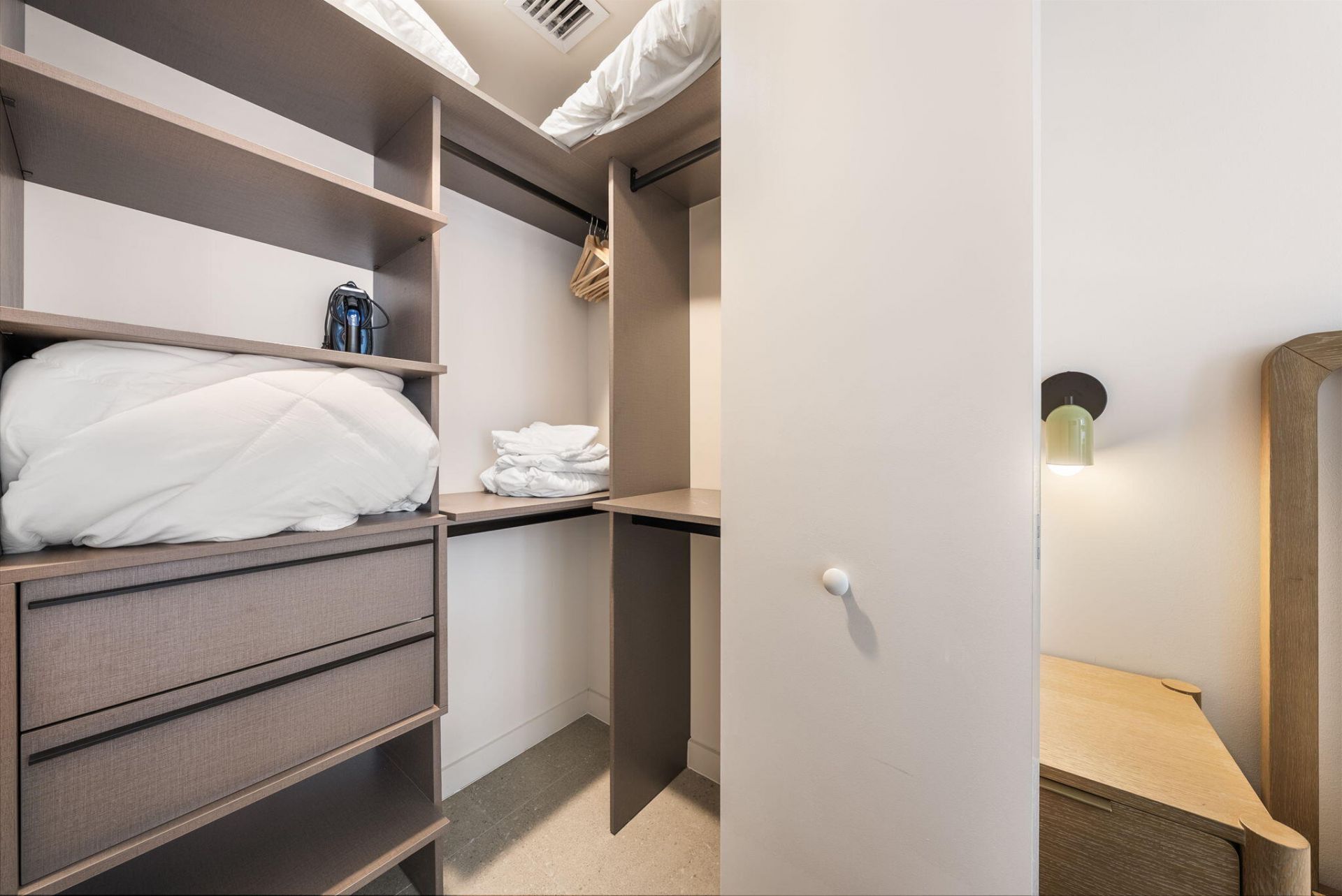 11 NE 6th Street, Unit 1912, Miami, FL 33132 Photo