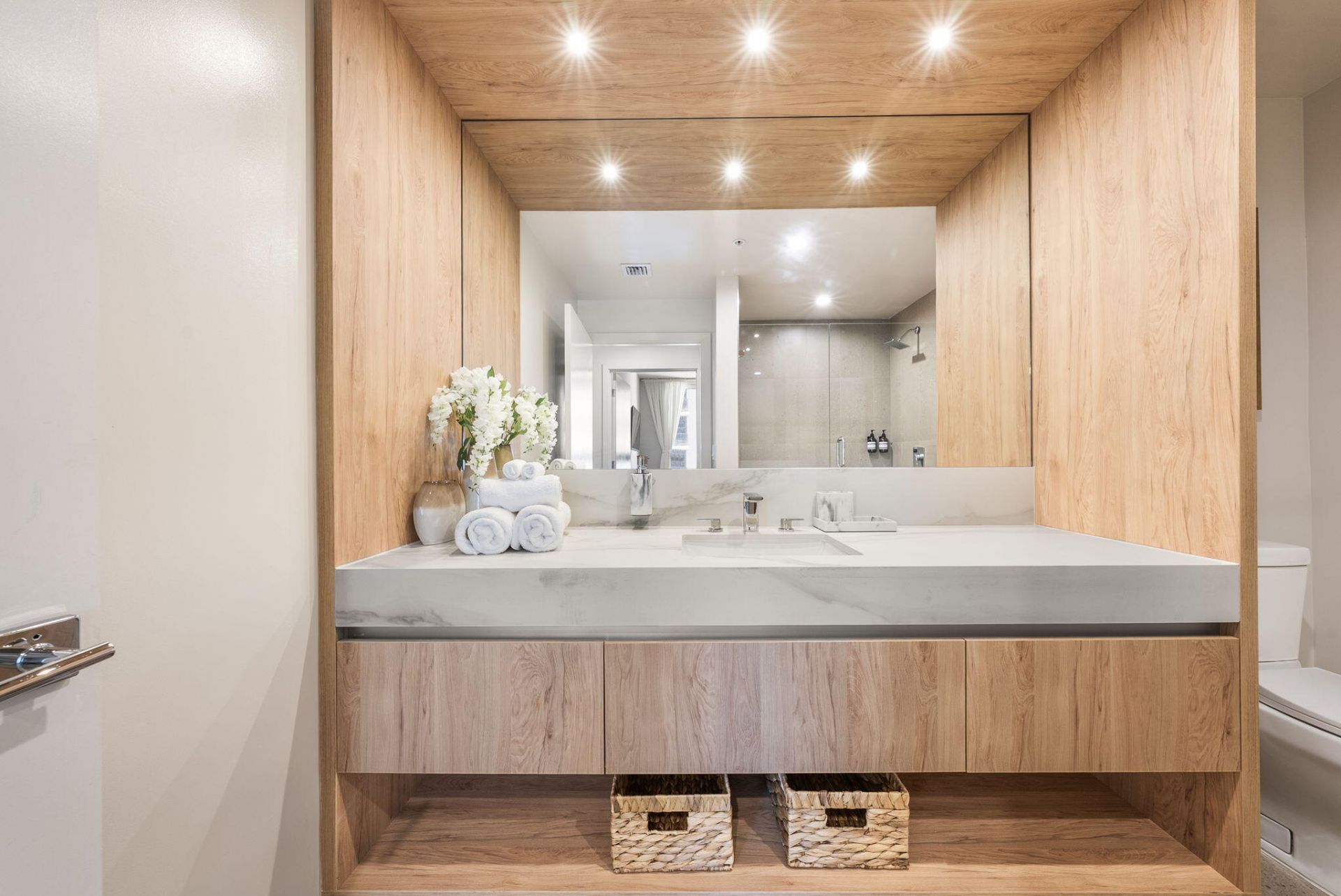 11 NE 6th Street, Unit 1912, Miami, FL 33132 Photo