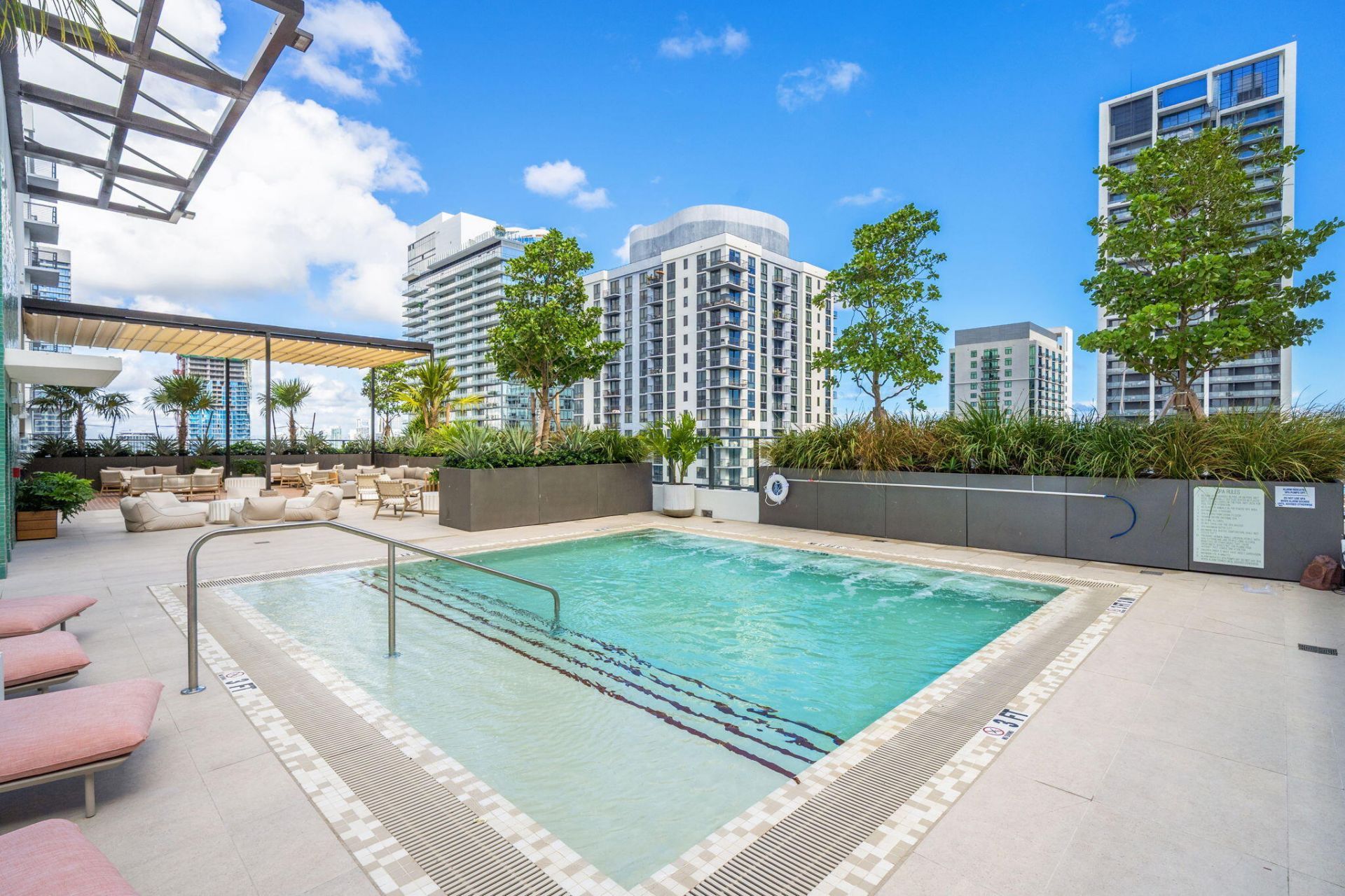 11 NE 6th Street, Unit 1912, Miami, FL 33132 Photo