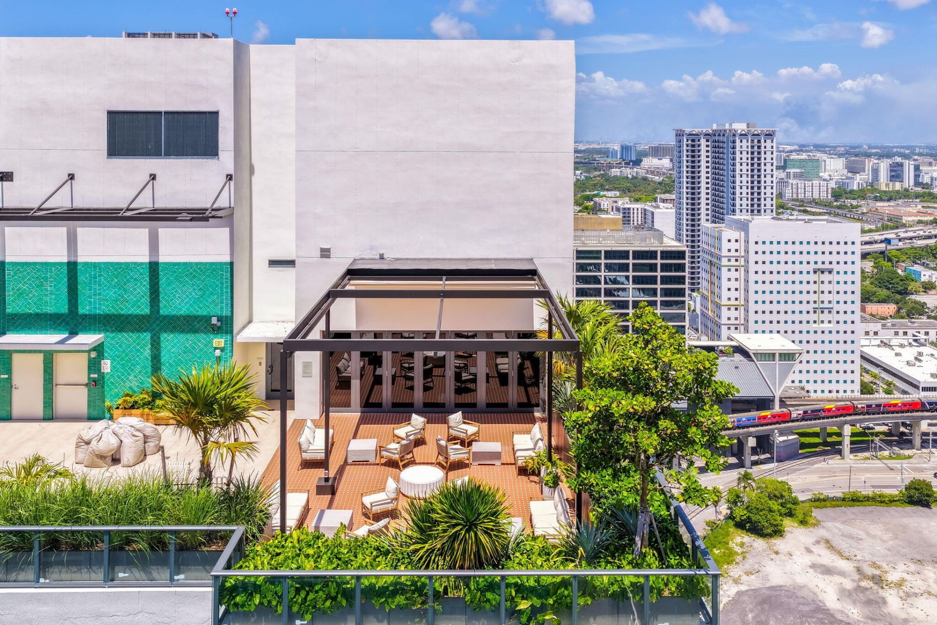 11 NE 6th Street, Unit 1912, Miami, FL 33132 Photo