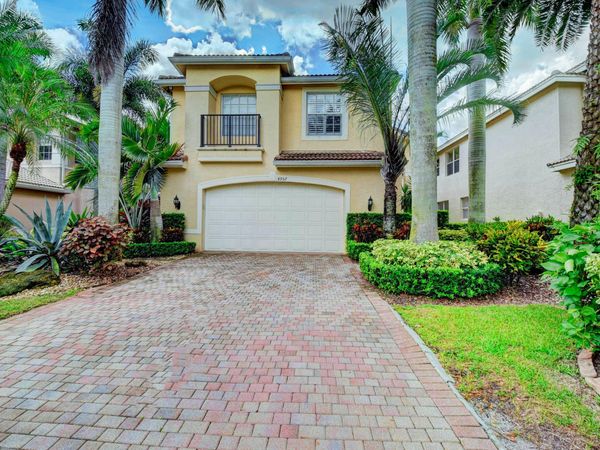 8957 Sandy Crest Lane, Boynton Beach, FL 33473