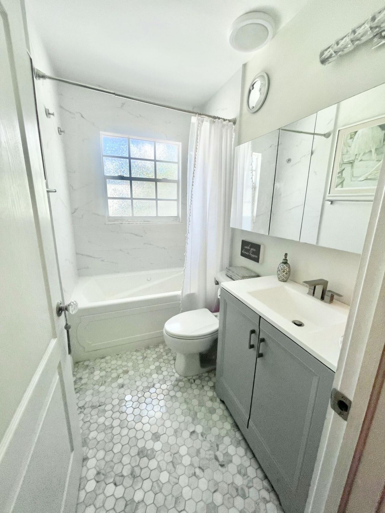 953 39th Court, West Palm Beach, FL 33407 Photo