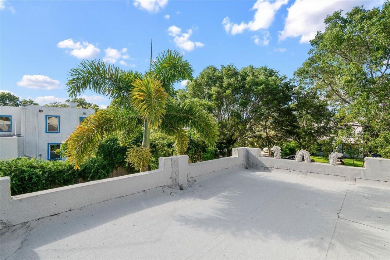 953 39th Court, West Palm Beach, FL 33407 Photo