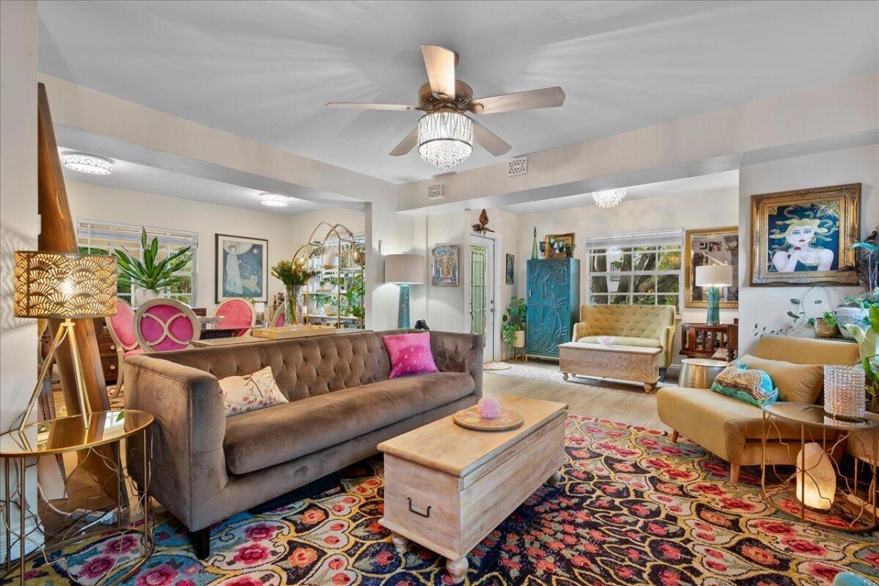 953 39th Court, West Palm Beach, FL 33407 Photo