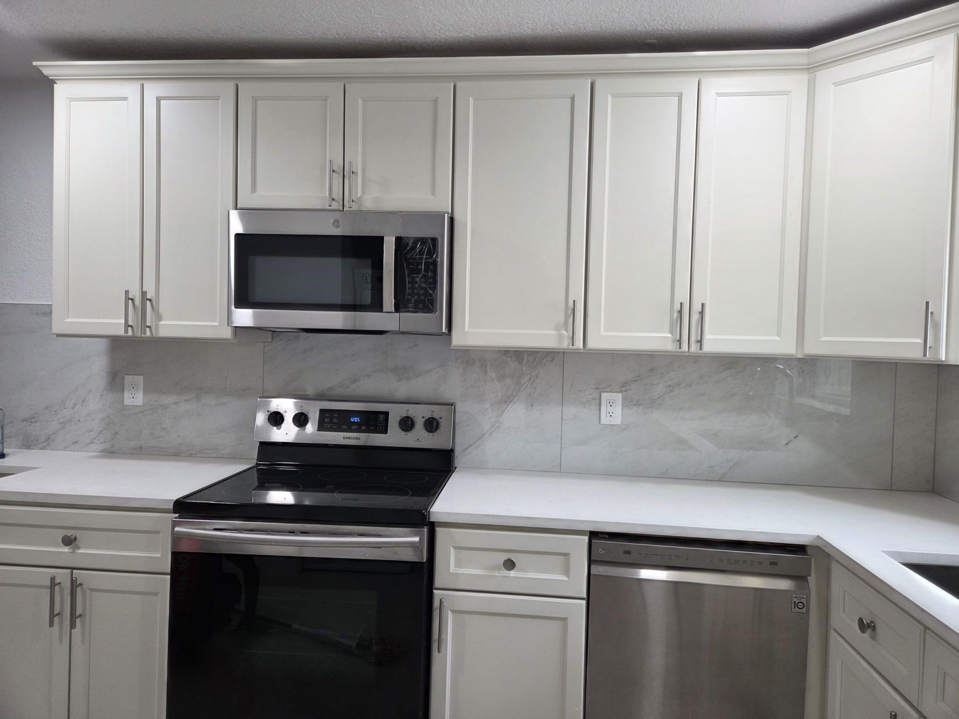 7601 Kimberly Boulevard, North Lauderdale, FL 33068 Photo