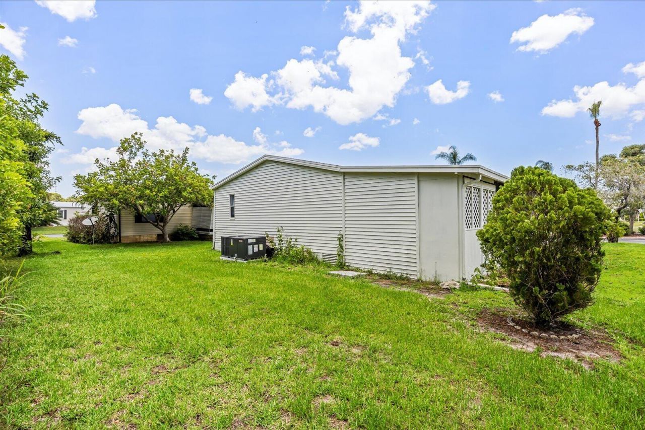 202 Sandy Bottom Place, Unit A-09, Fort Pierce, FL 34982 Photo