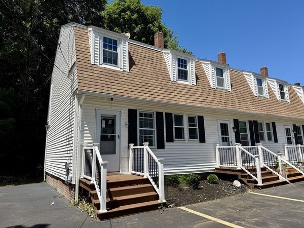 23 Trafalgar Square, Unit 23, Barre, MA 01005