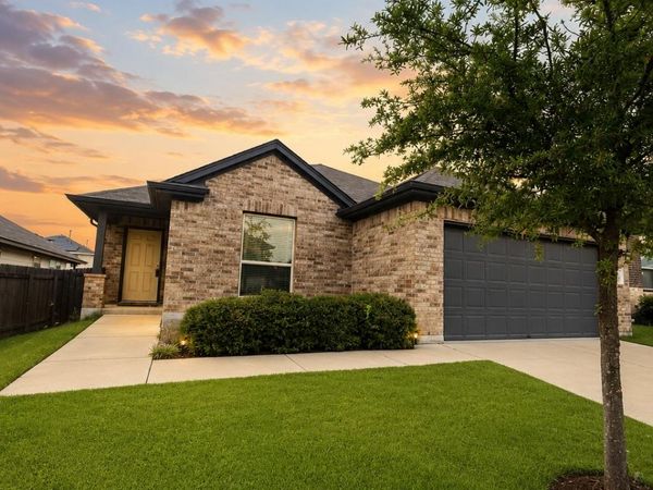 187 Limerick RD, Buda, TX 78610