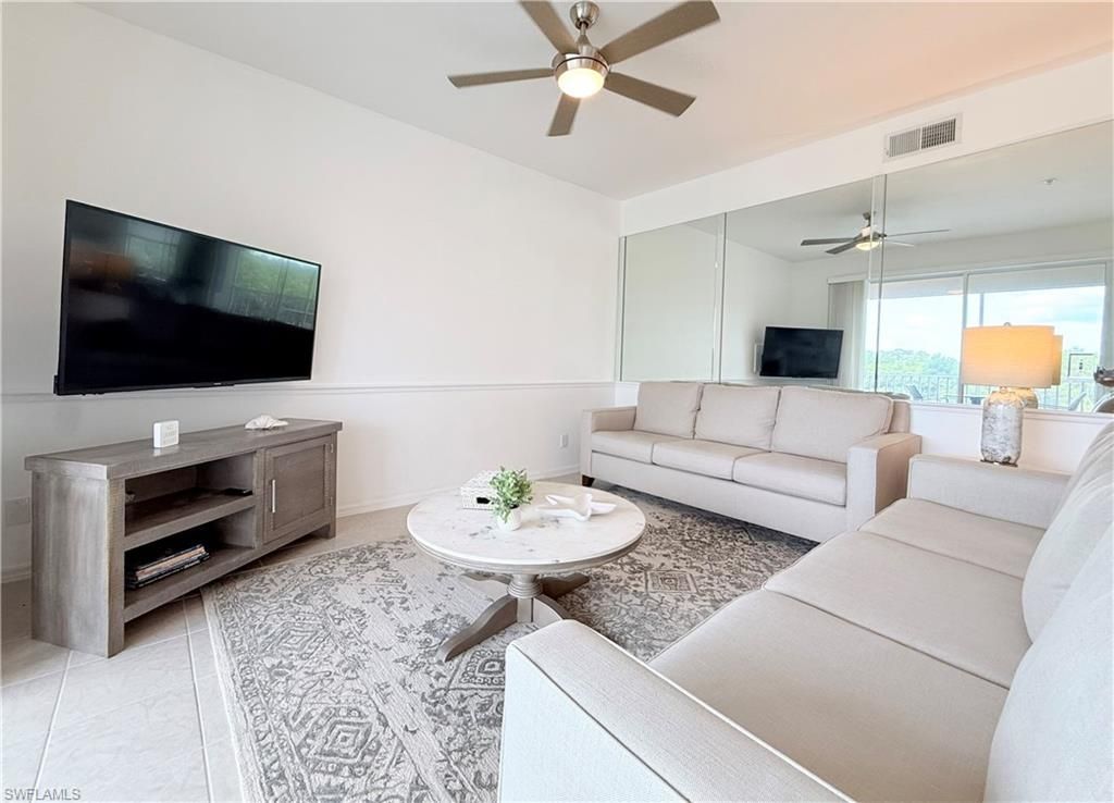 8555 Naples Heritage Dr, Unit 246, Naples, FL 34112 Photo