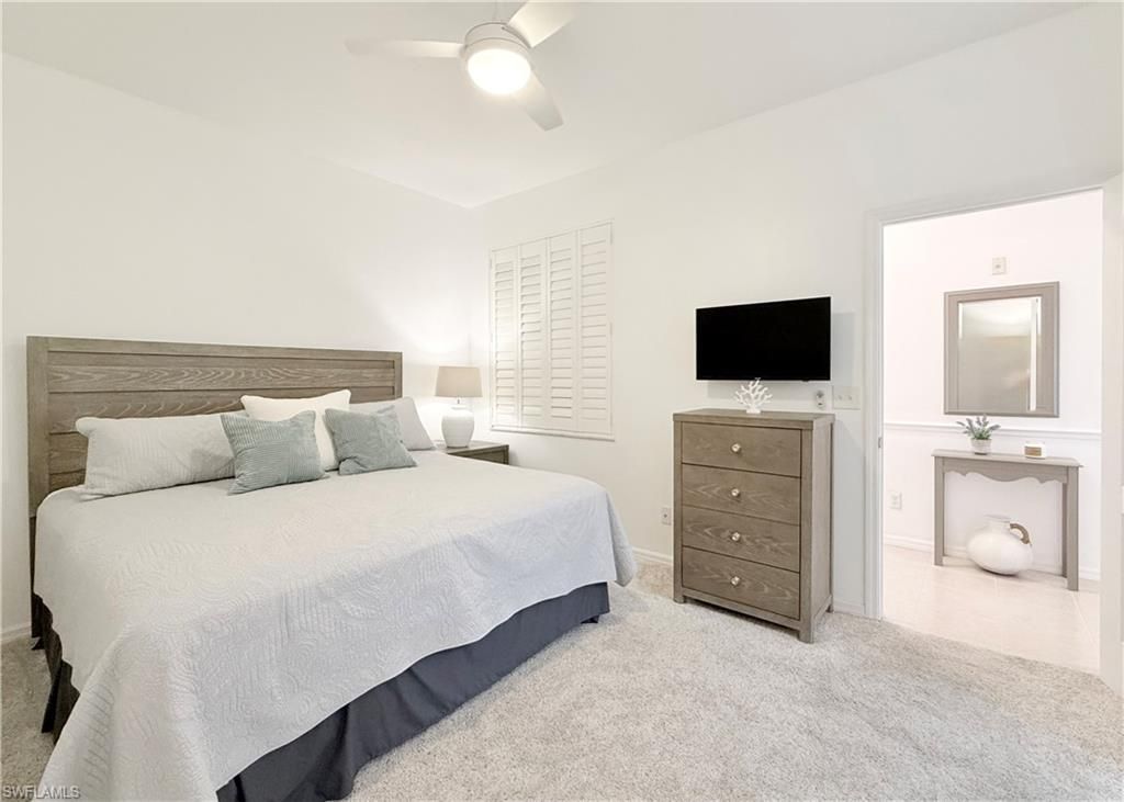 8555 Naples Heritage Dr, Unit 246, Naples, FL 34112 Photo