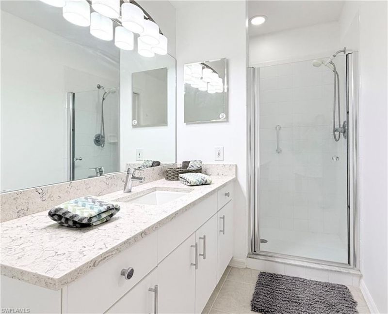 8555 Naples Heritage Dr, Unit 246, Naples, FL 34112 Photo