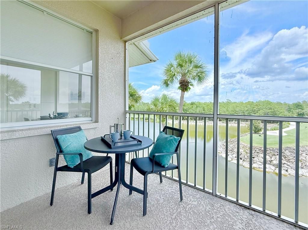 8555 Naples Heritage Dr, Unit 246, Naples, FL 34112 Photo