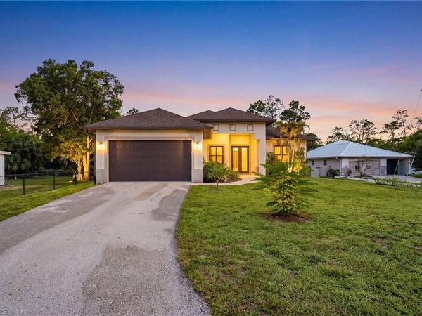 255 Everglades BLVD S, NAPLES, FL 34117