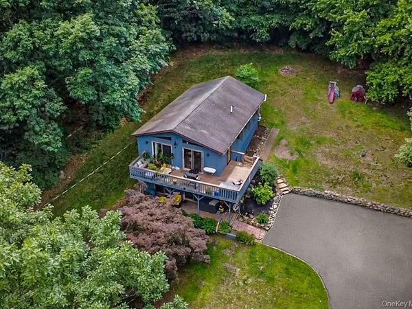 20 Ernst Road, Cortlandt Manor, NY 10567
