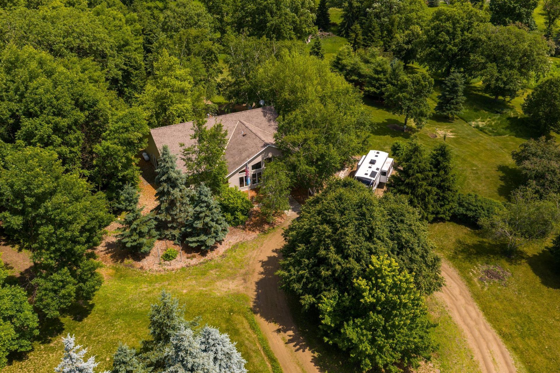 14260 County 38 , Eagle Bend, MN 56446