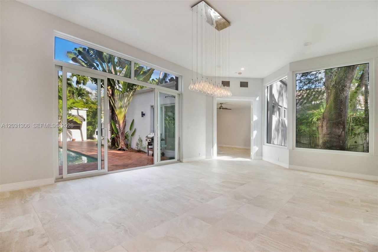 4051 Ensenada Avenue, Miami, FL 33133 Photo