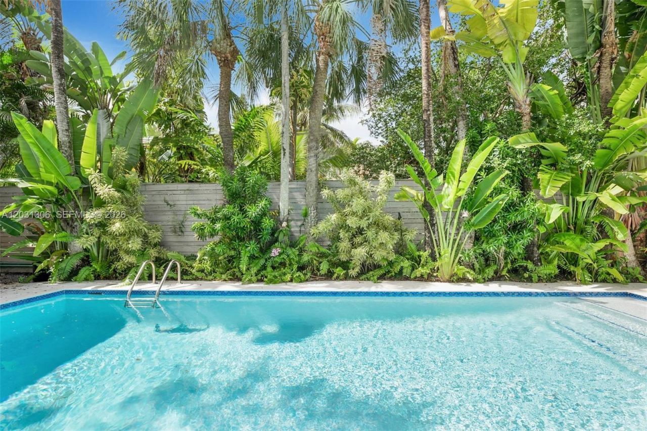 4051 Ensenada Avenue, Miami, FL 33133 Photo