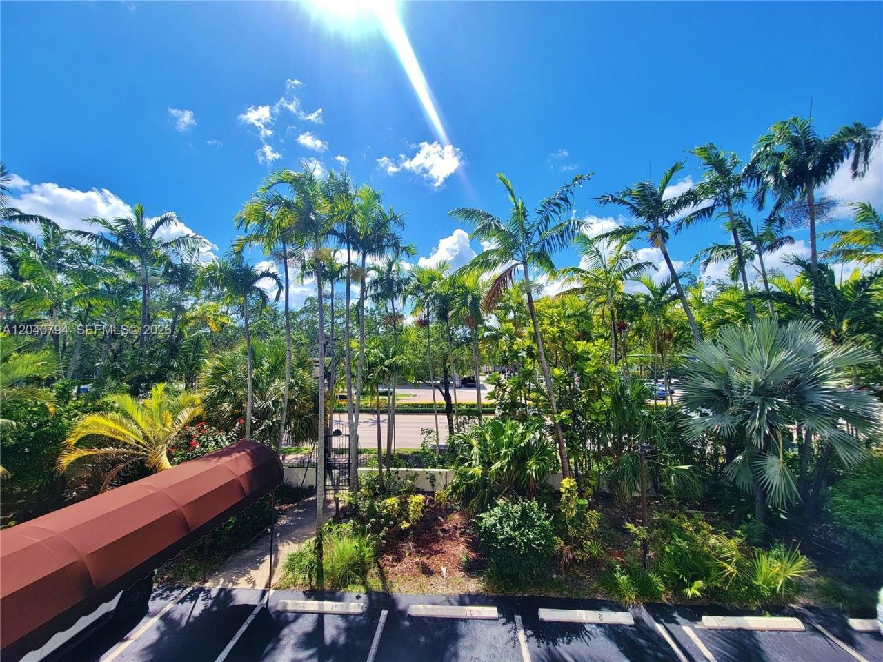 77 Crandon Blvd, Unit 2B, Key Biscayne, FL 33149 Photo