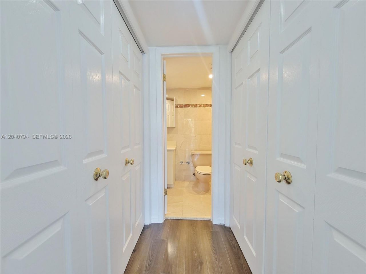 77 Crandon Blvd, Unit 2B, Key Biscayne, FL 33149 Photo