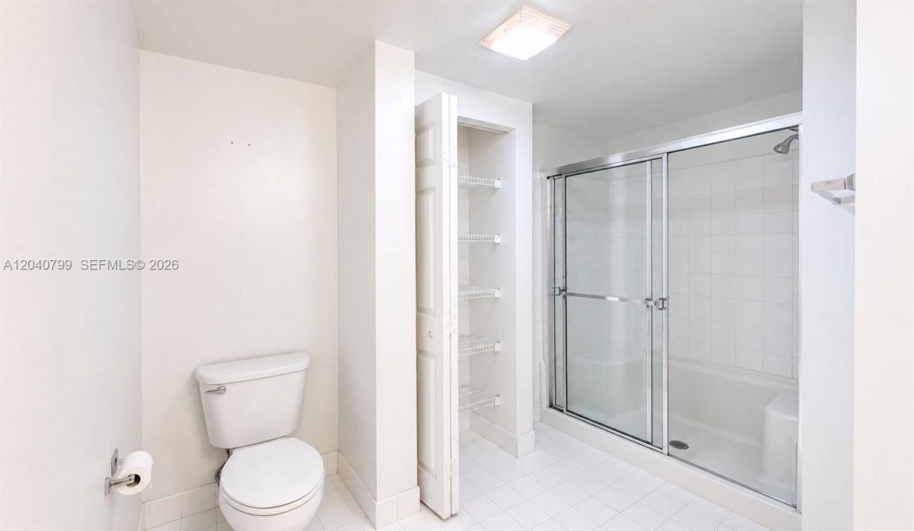 17150 N Bay Rd , Unit 2602, Sunny Isles Beach, FL 33160 Photo