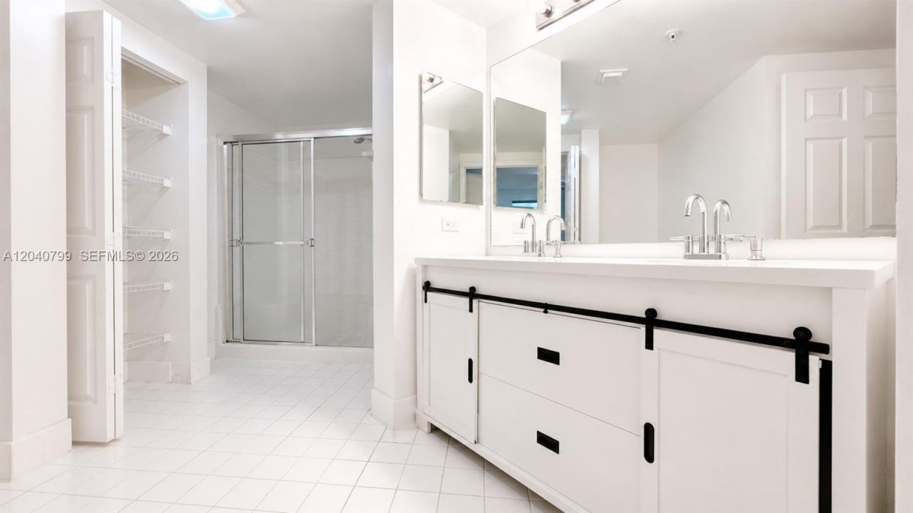 17150 N Bay Rd , Unit 2602, Sunny Isles Beach, FL 33160 Photo