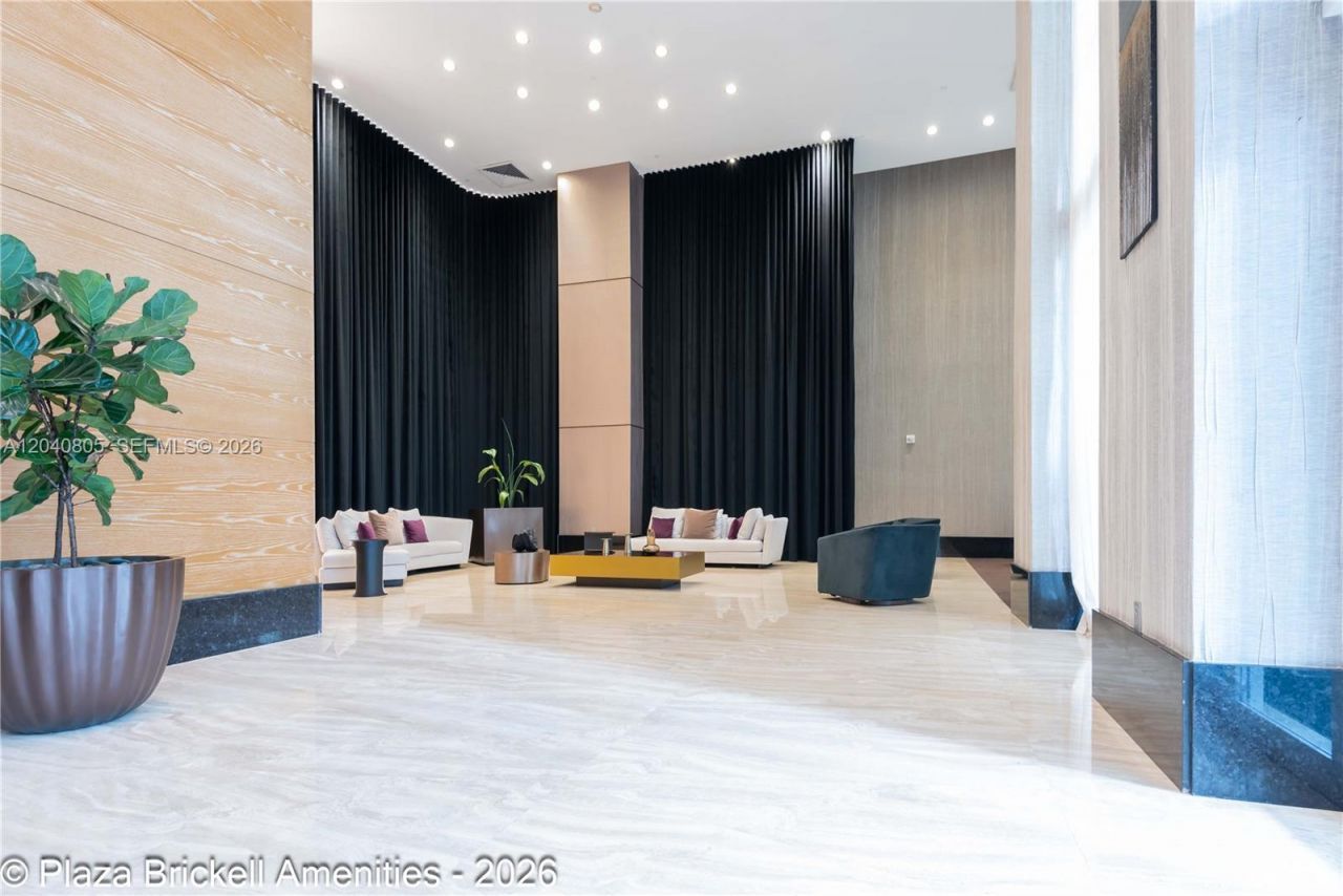 950 Brickell Bay Dr , Unit 4701, Miami, FL 33131 Photo
