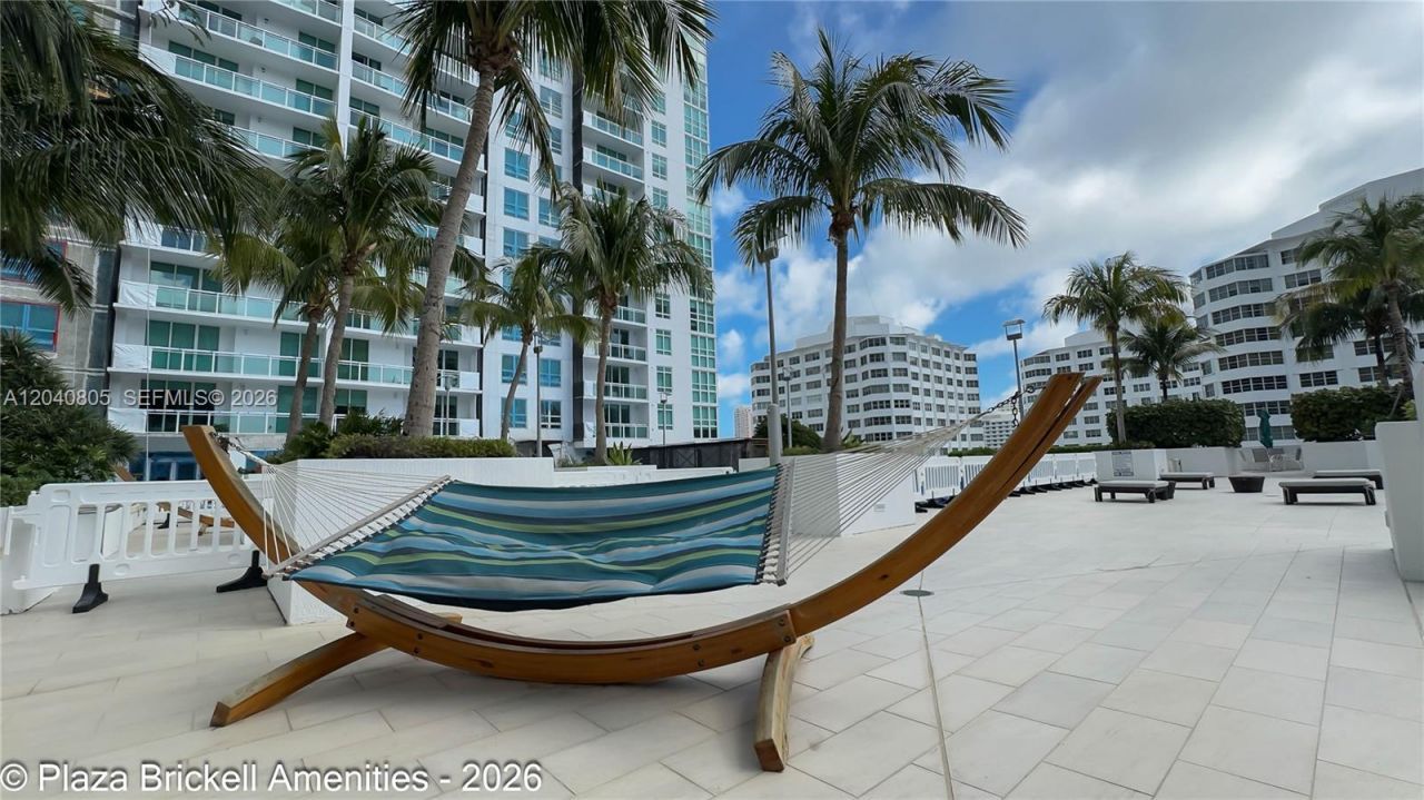 950 Brickell Bay Dr , Unit 4701, Miami, FL 33131 Photo