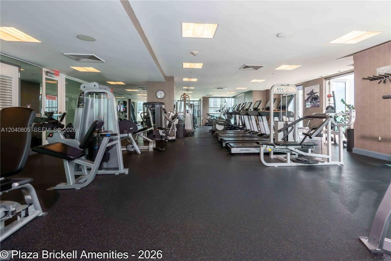 950 Brickell Bay Dr , Unit 4701, Miami, FL 33131 Photo