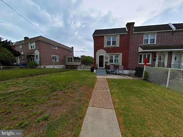 2071 KENT ROAD, FOLCROFT, PA 19032