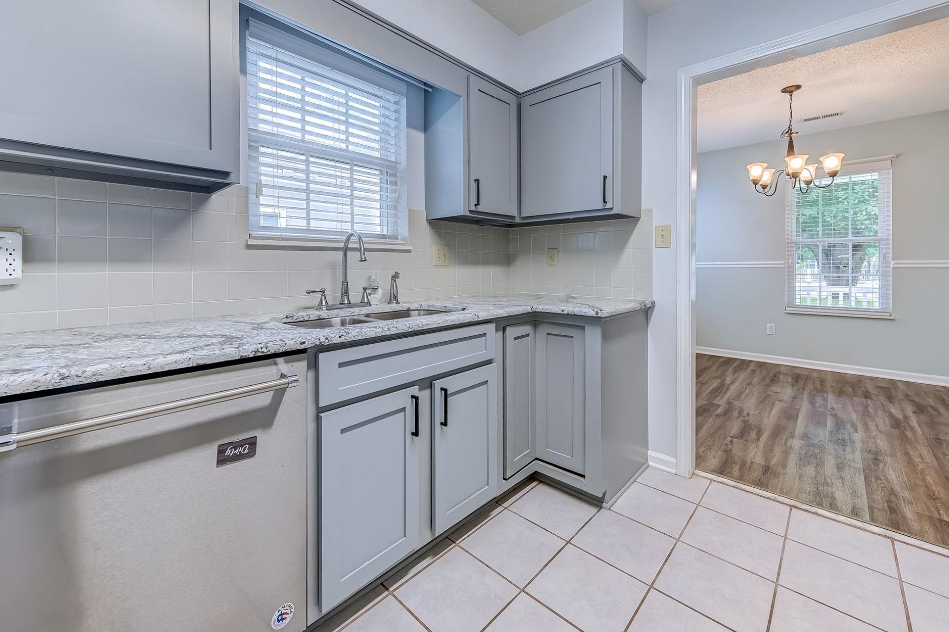 1108 Fox Sparrow Dr. Photo 18