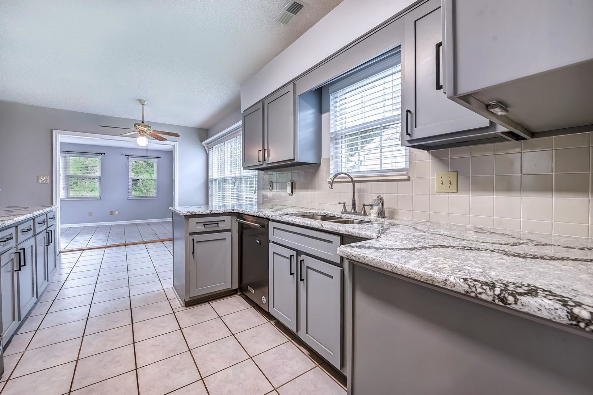1108 Fox Sparrow Dr. Photo 21