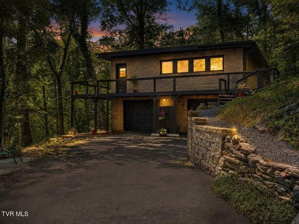 2 Wanee Court, Johnson City, TN 37601
