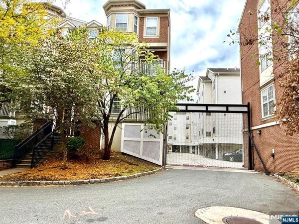 201 DEY Street 126, Unit 126, HARRISON, NJ 07029