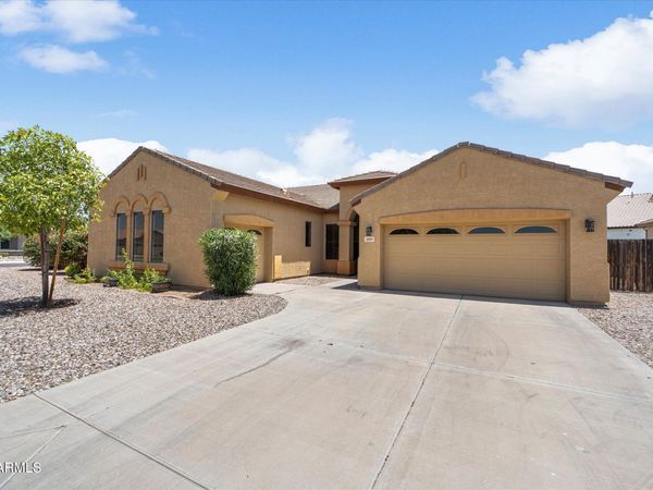2619 E Hazeltine Way, Chandler, AZ 85249