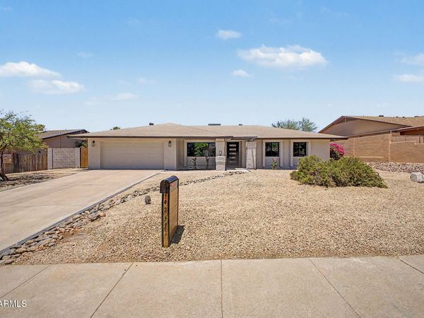 14232 N 11TH Street, Phoenix, AZ 85022