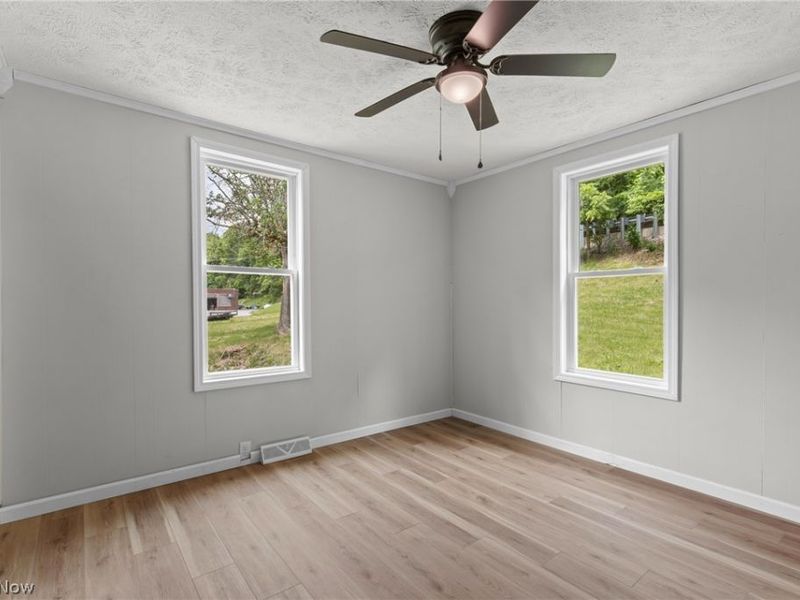 56775 Colerain Pike, Martins Ferry, OH 43935 Photo 25